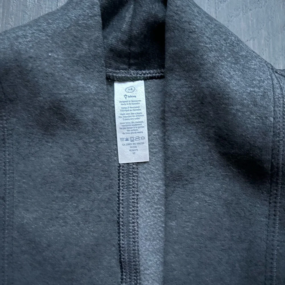 Ivivva open cardigan sweatshirt size 14